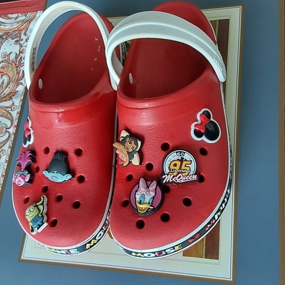 DISNEY MINNIE MOUSE CROCKS SIZE 8 - Picture 4 of 9